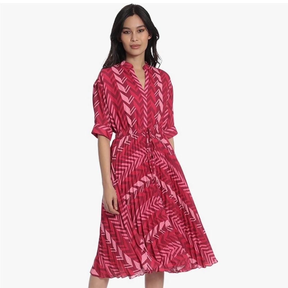 Pink Chevron Maggy London Dress with Pleats